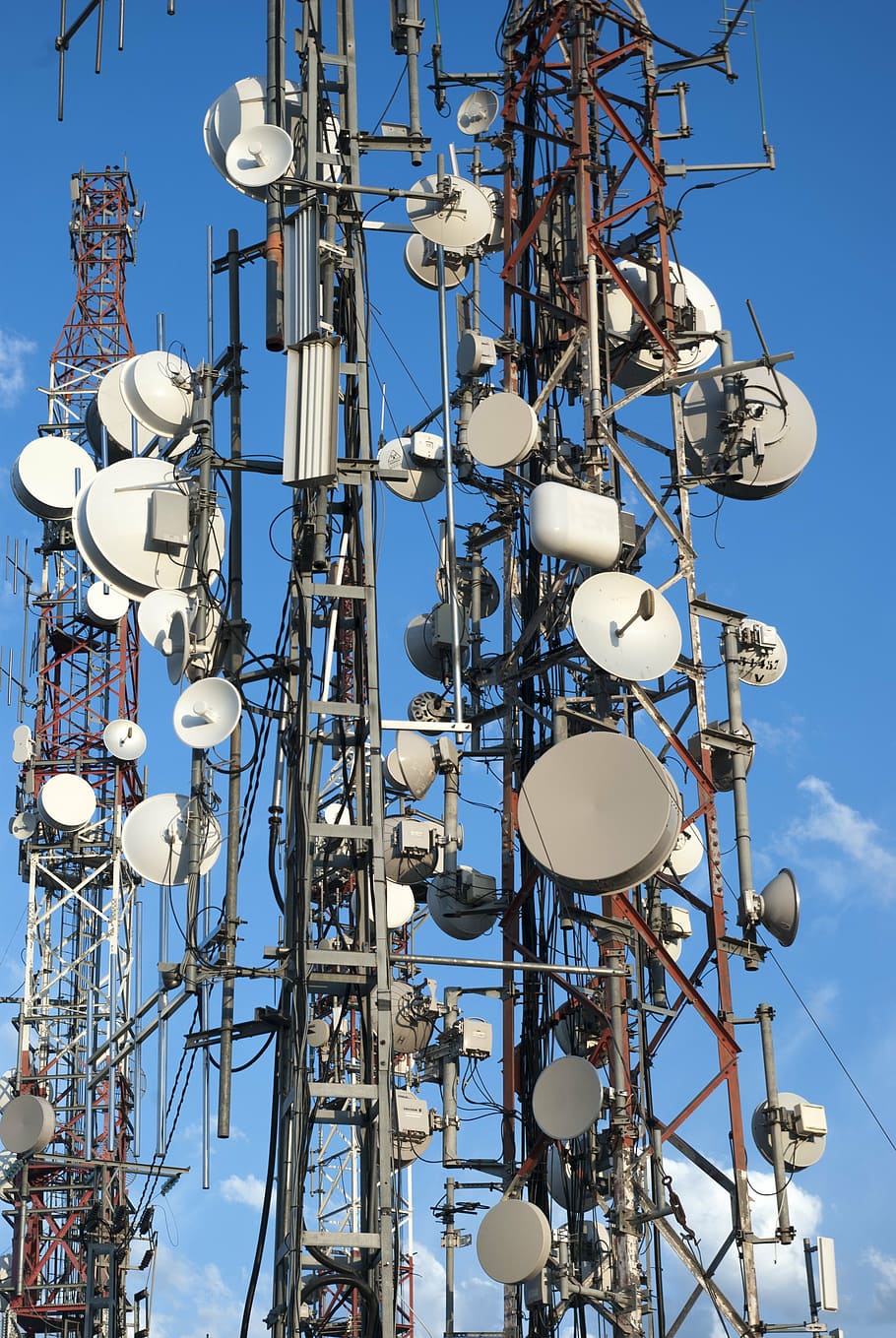 satellite tower, telecommunications, antennas, mobile phone, channel, HD wallpaper