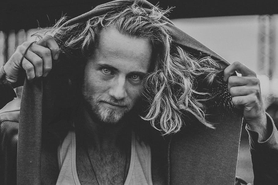 grayscale photo of man hooding his hoodie jacket, grayscale of a man covering his head with hoodie HD wallpaper
