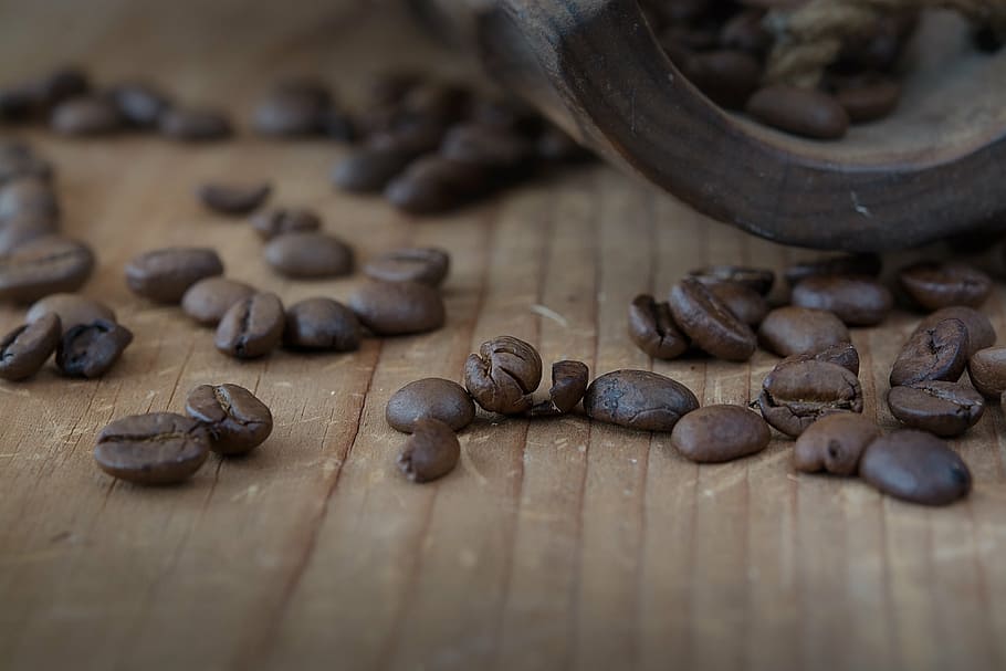 coffee beans on wood surface, roasted, brown, dark, natural product HD wallpaper