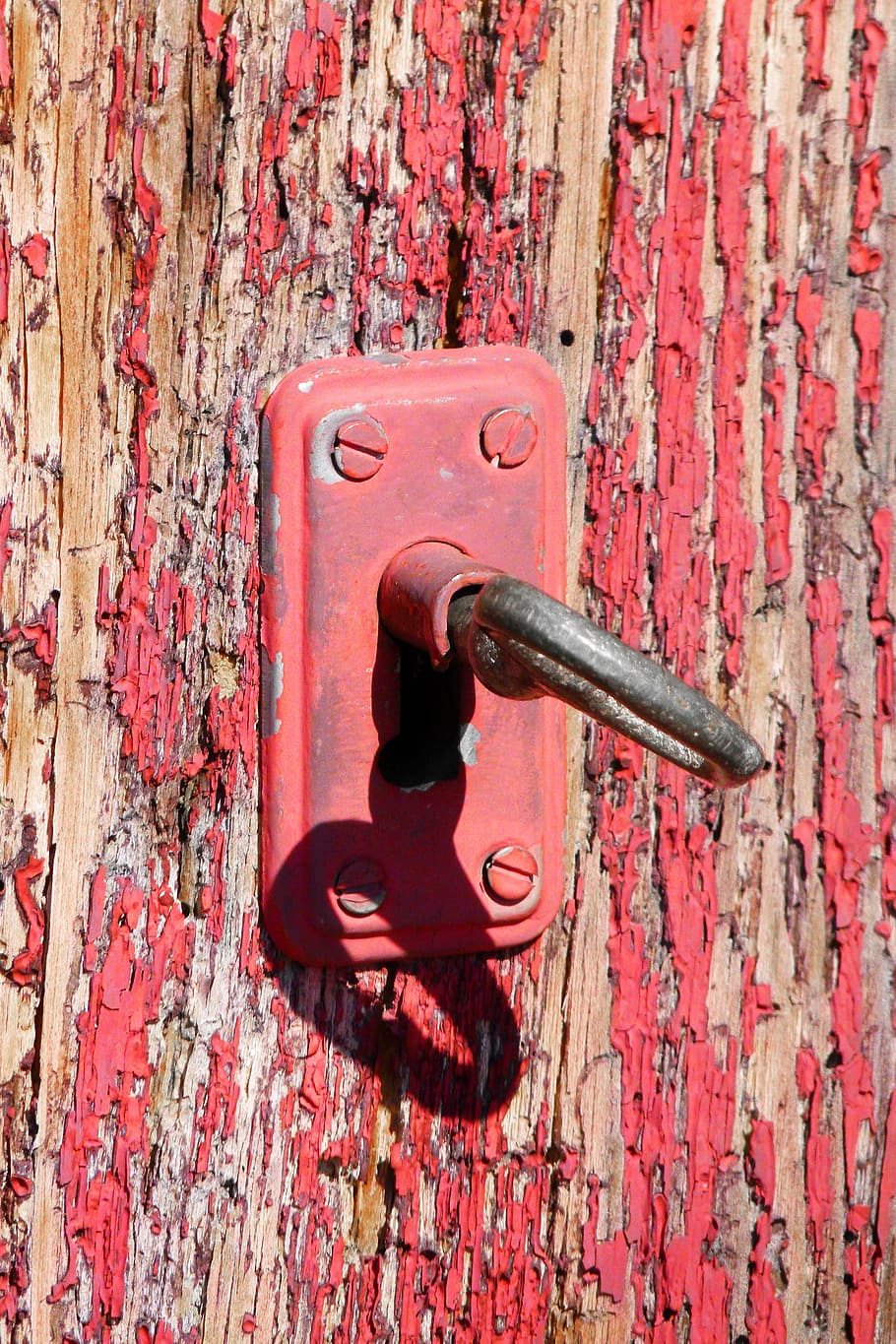 lock, old, peeling paint, red, door, open, close, key, metal HD wallpaper