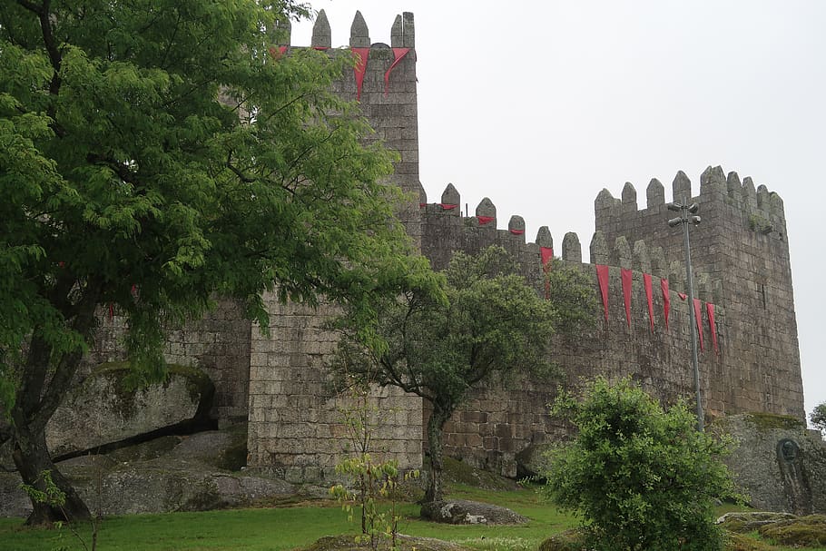 guimares, castle, wall, architecture, built structure, tree HD wallpaper