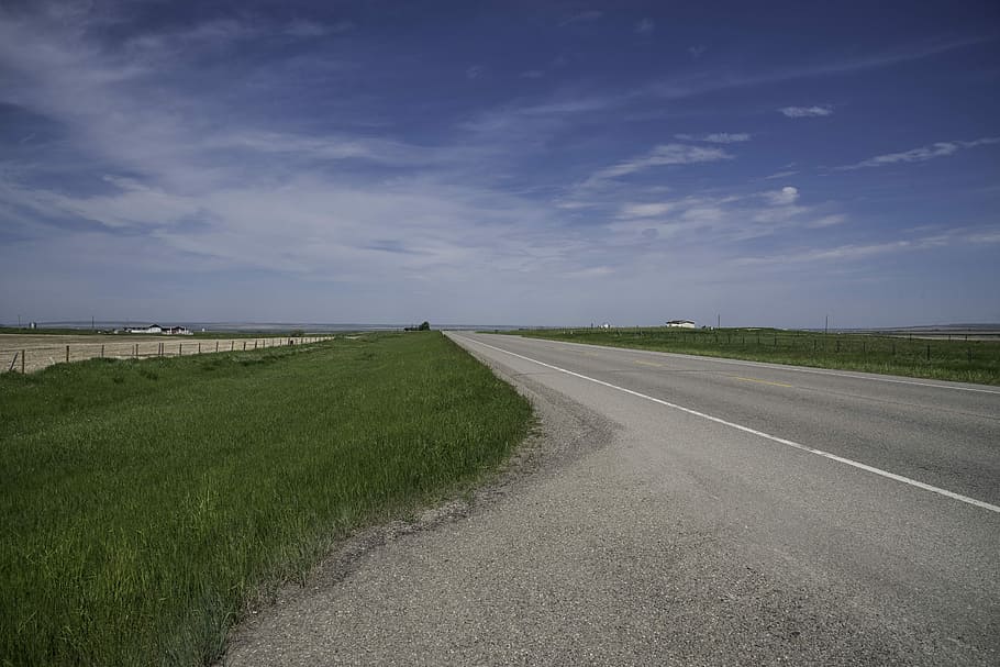 Road near the Montana Border in Alberta, canada, grass, landscape HD wallpaper