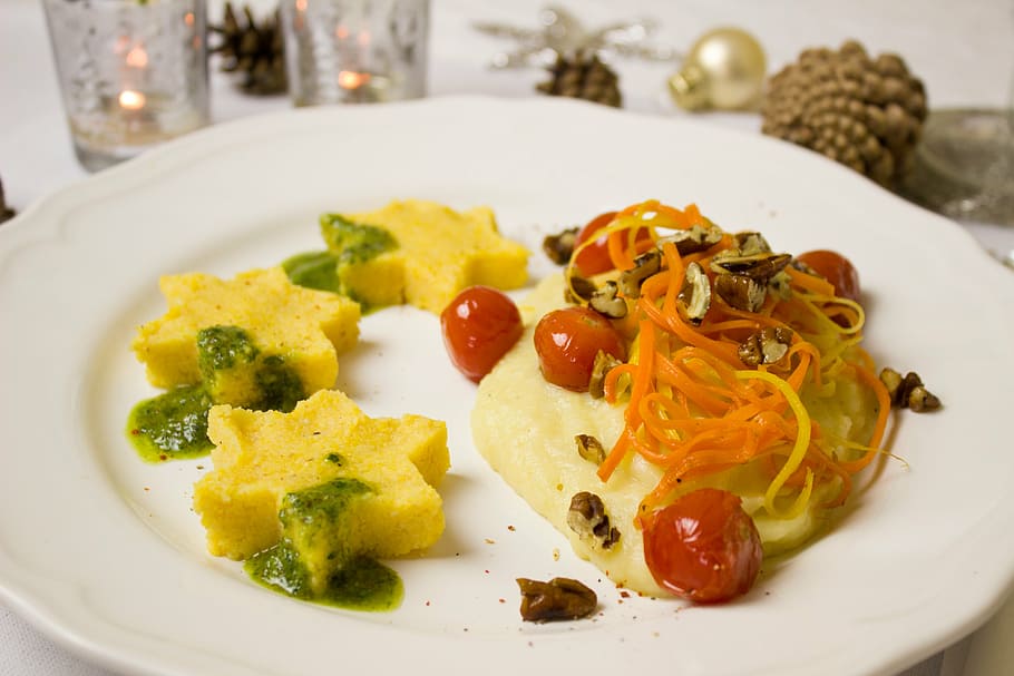 cooked dish on plate, main course, menu, vegetables, polenta