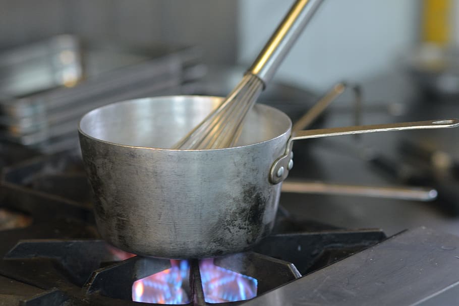gray stainless steel sauce pot, Cooking, Kitchen, Chef, Profession HD wallpaper