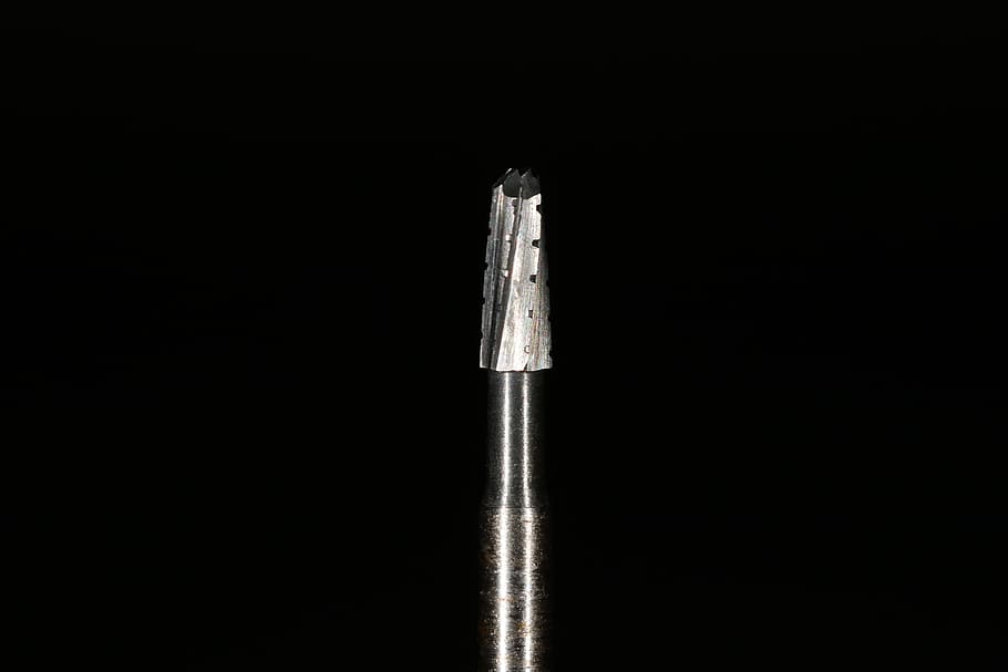drill, dentistry, macro, copy space, studio shot, black background HD wallpaper