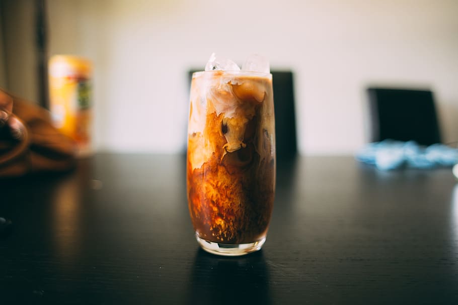 beverage in glass cup, drinks, cold, table, restaurant, ice HD wallpaper