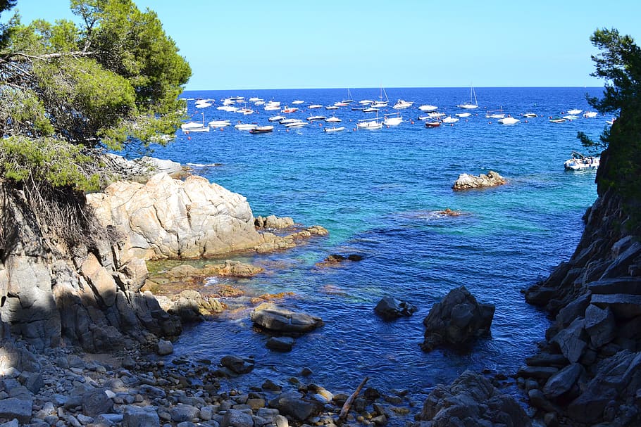 Sea, Rock, Boats, cliff, side, mediterranean, spain, seaside HD wallpaper