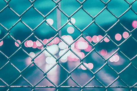 Bokeh by the Bridge., gray chain-link fence bokeh effect photo HD wallpaper