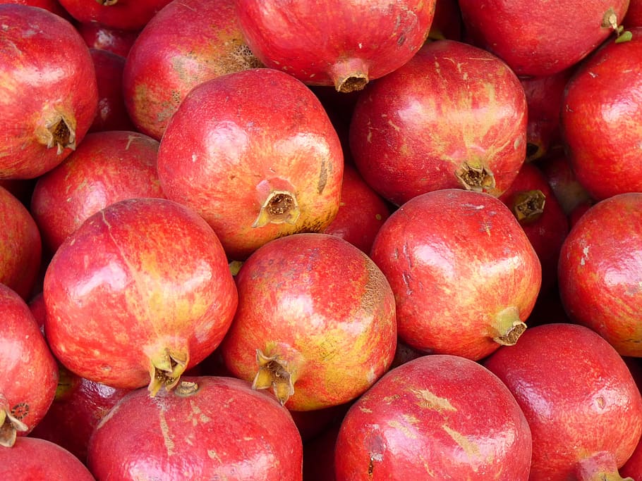 red pomegranate fruits, delicious, healthy, vitamins, apple HD wallpaper