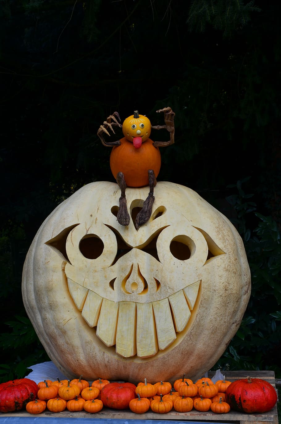 pumpkin, figures, autumn, food and drink, creativity, representation HD wallpaper