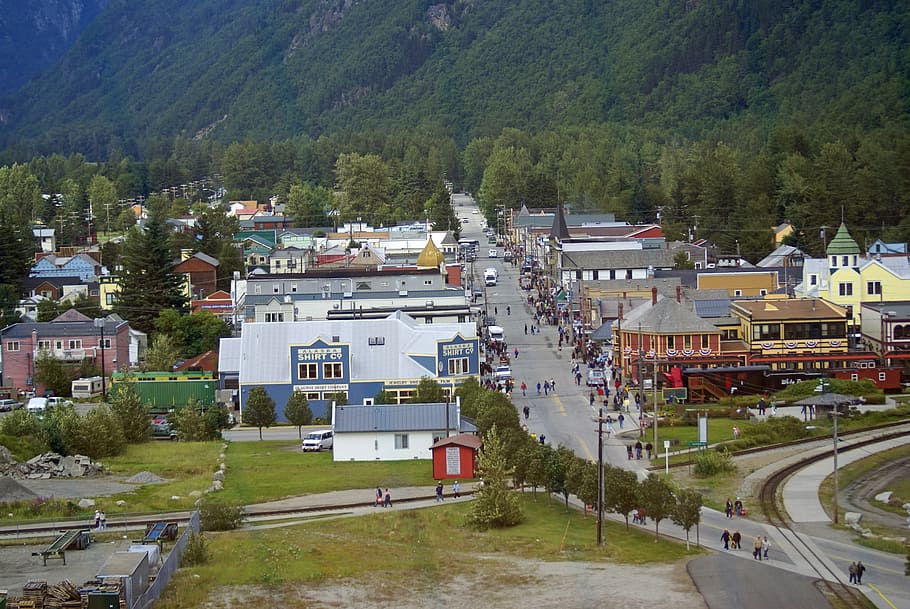people walking on road during daytime, alaska, skagway, town, HD wallpaper