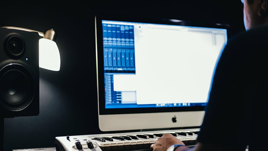 apple, computer, electronics, imac, monitor, person, screen HD wallpaper