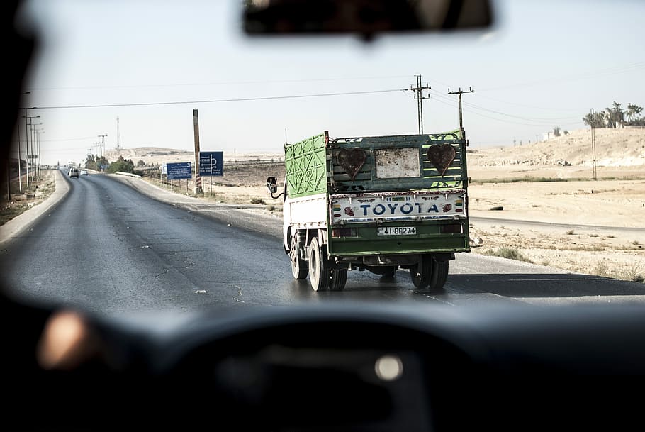 green and white Toyota truck under clear sky during daytime, white and green Toyota vehicle on asphalt road, HD wallpaper