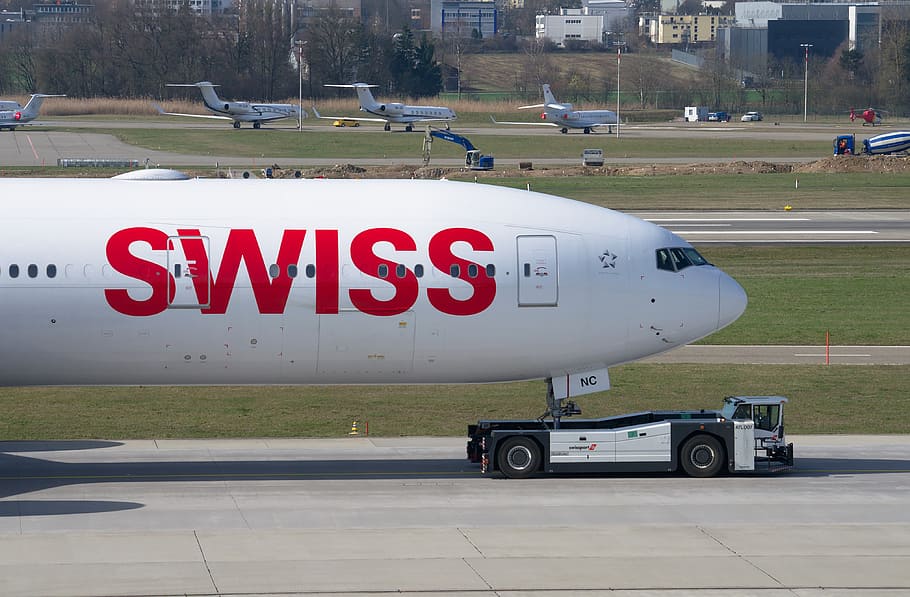 swiss, boeing 777, aircraft, tug, towing vehicle, tractor, zurich, HD wallpaper