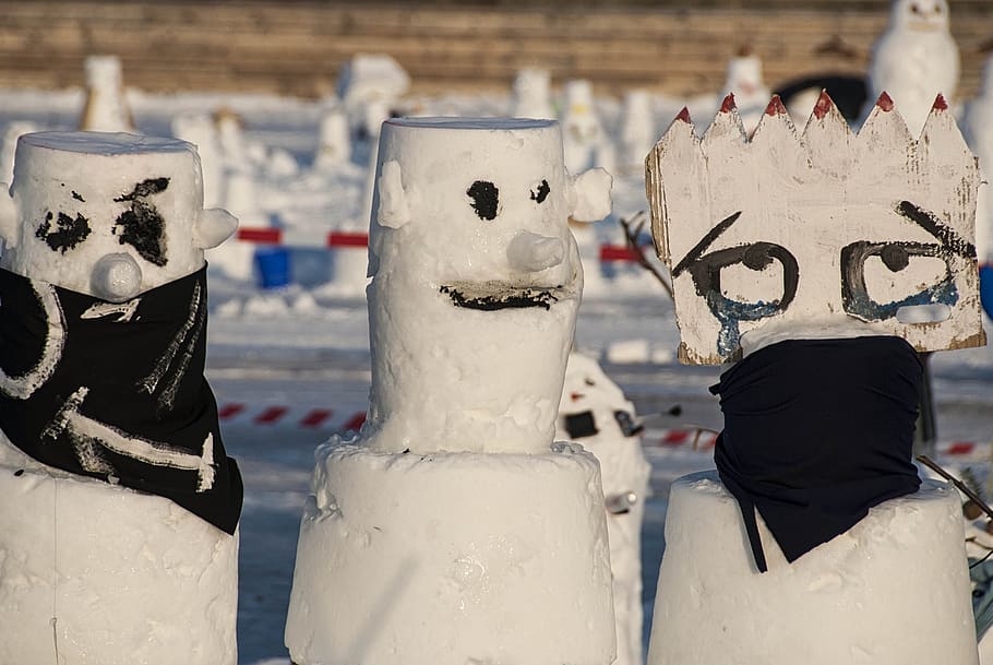 snowmen, three, winter, glasses, ice, predator, art and craft HD wallpaper