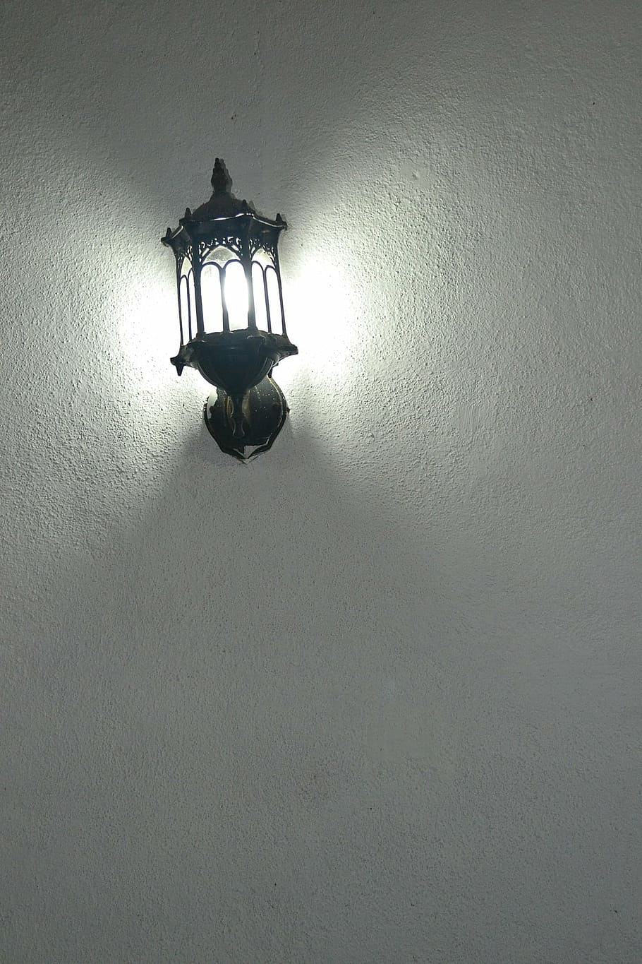 negative space, light, bulb, lantern, cfl bulb, night, sri lanka HD wallpaper