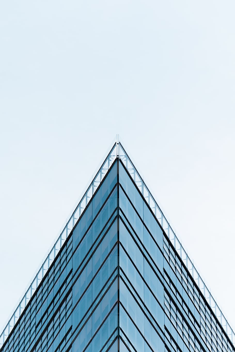 blue building glass mirror, low-angle glass building, architecture HD wallpaper