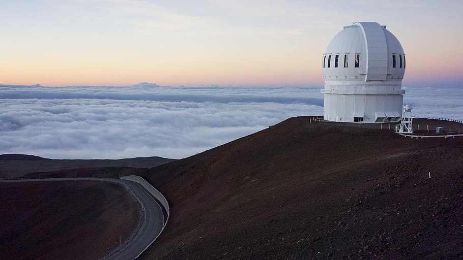 It’s Lonely at the Top, white dome building on peak of hill near sea of clouds HD wallpaper