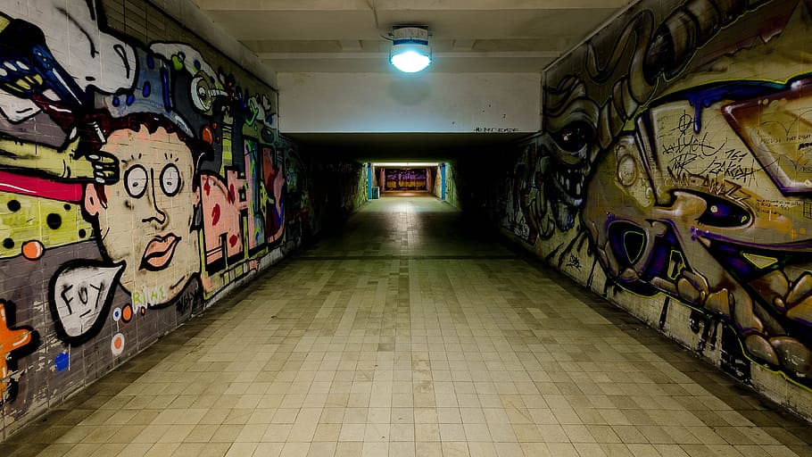 graphite, station, corridor, graffiti, wall - building feature HD wallpaper