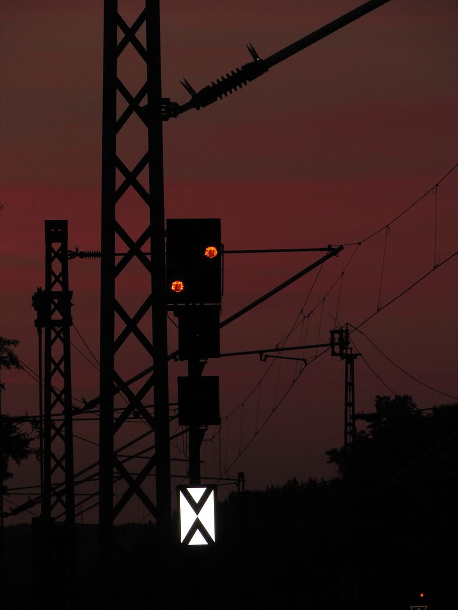 Gleise, Train, Traffic, seemed, illuminated, red light, stoplight HD wallpaper