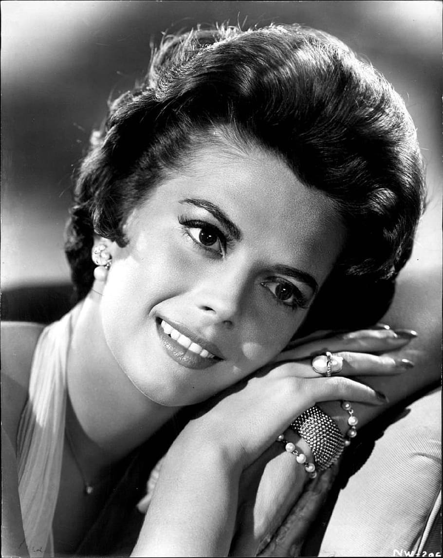 Featured image of post Wallpaper Natalie Wood Tons of awesome natalie wood wallpapers to download for free