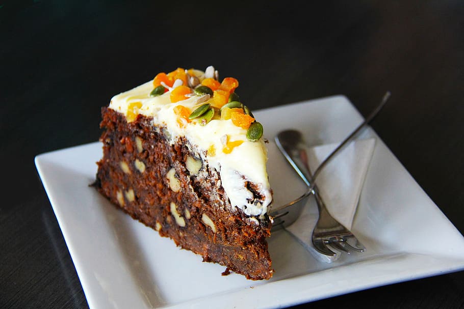 slice of cake on plate with two forks, tea, cafe, desserts HD wallpaper