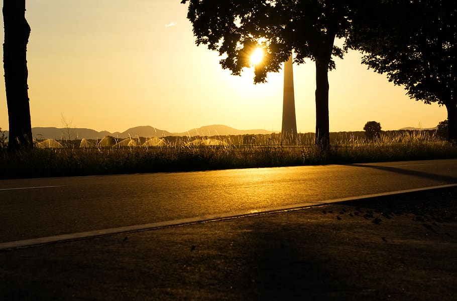 sunset, abendstimmung, twilight, lighting, sky, tree, road HD wallpaper