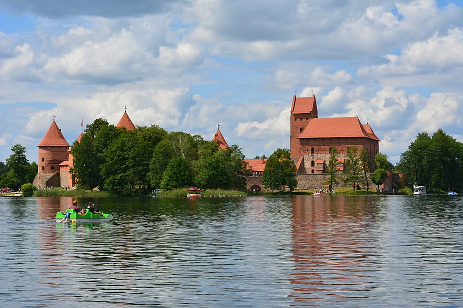 trakai, lithuania, castle, medieval, historical, tower, galve HD wallpaper