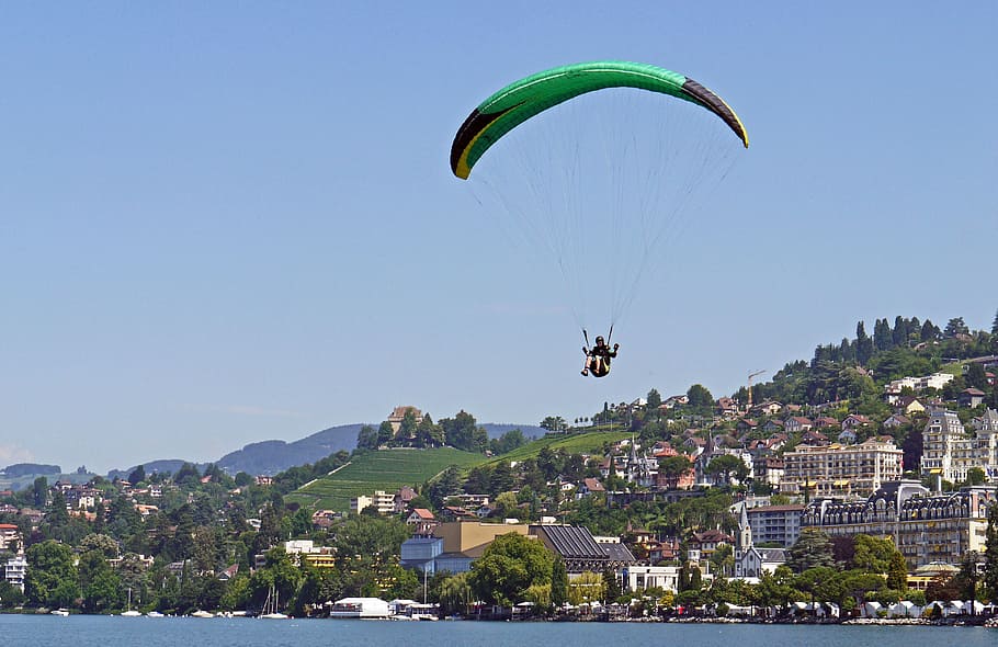 paraglider, landing, montreux, lac léman, lake geneva, switzerland, HD wallpaper