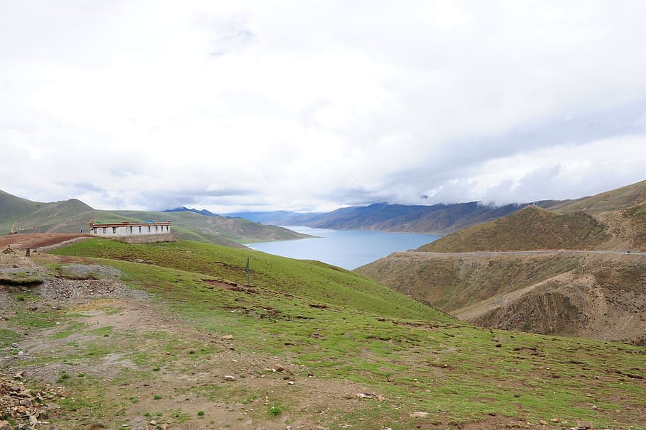 yamdrok tso, lagoon, tibet, cloud - sky, scenics - nature, mountain, HD wallpaper