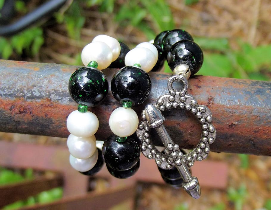 akoya pearls, dark green, dragon veins, beads, jewelry, necklace, HD wallpaper