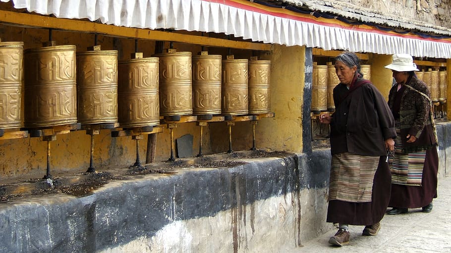 tibet, monastery, buddhism, prayer wheels, pilgrim, architecture HD wallpaper