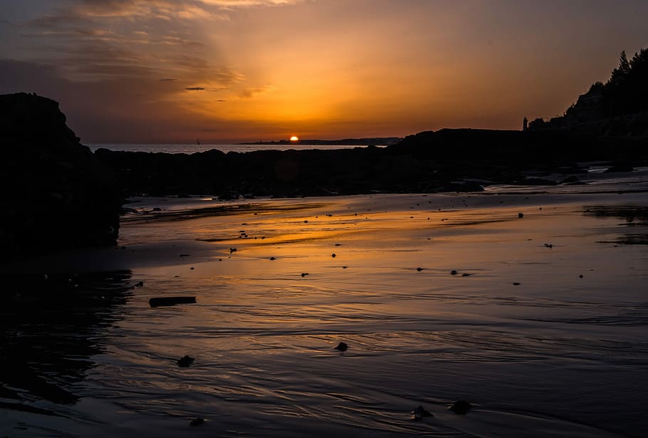 body of water during sunset, body of water near sunset, ocean HD wallpaper