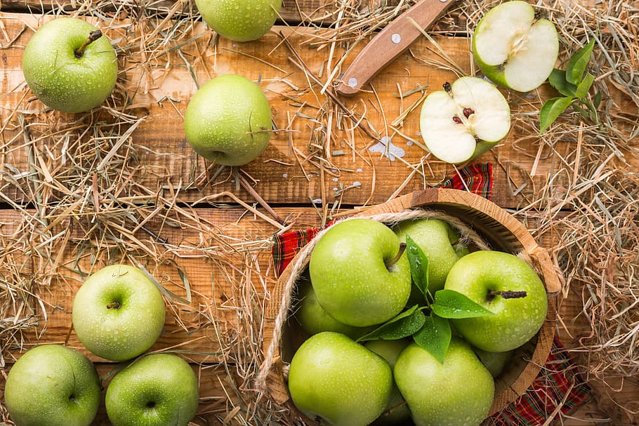 Green Apple on basket, apples, fruit, table, summer, harvest HD wallpaper