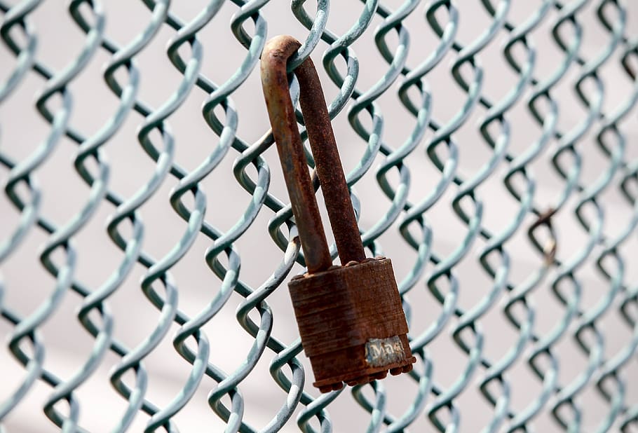 security, lock, rusty, fence, chain, wire, barrier, safety HD wallpaper