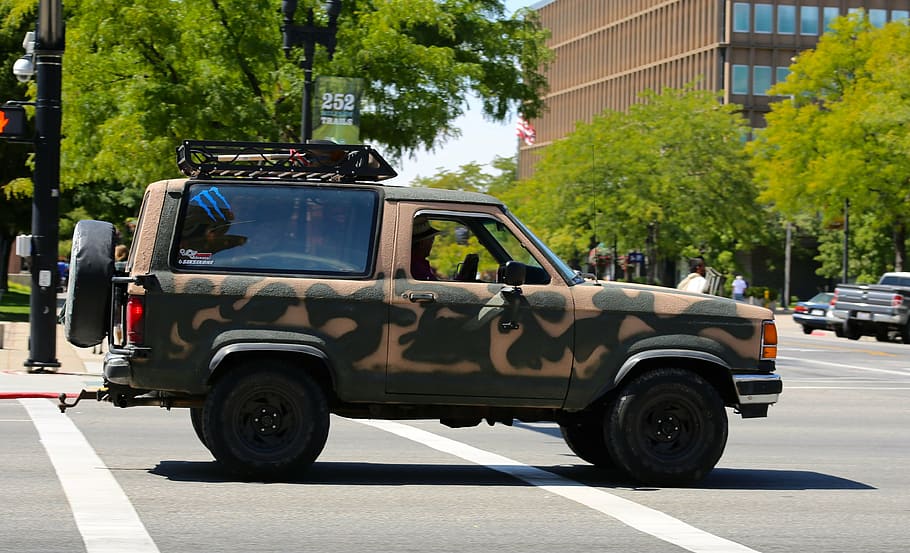 jeep, car, truck, vehicle, camouflage, army, green, tan, street