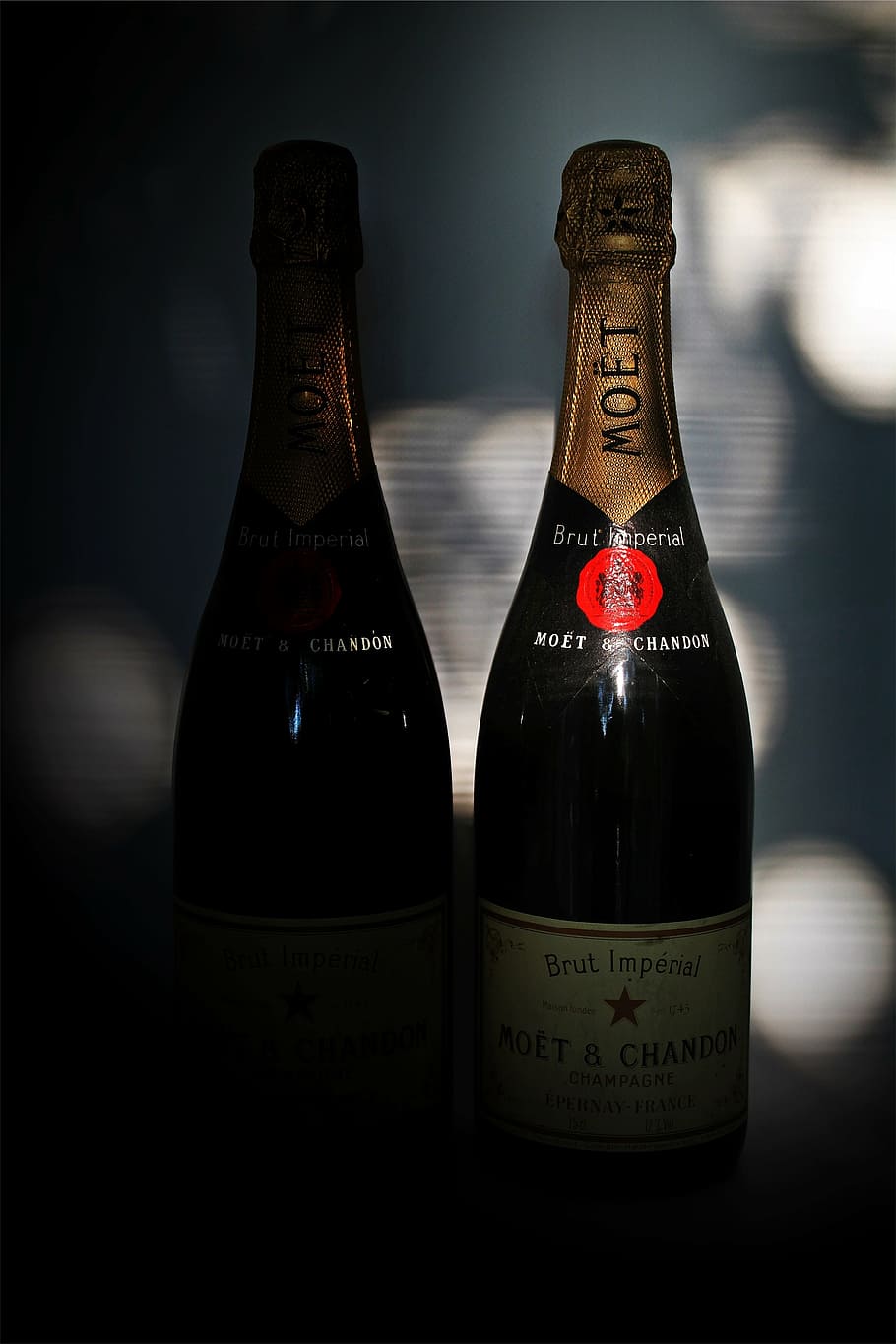 champagne, hatching, old, stored, bottle, alcohol, take out HD wallpaper