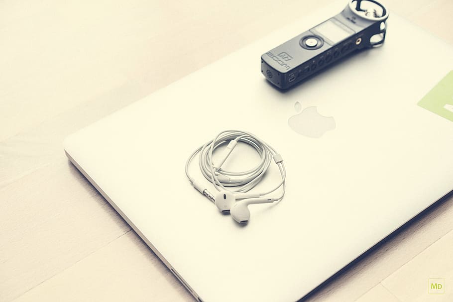computer, earphones, electronics, gadgets, laptop, macbook HD wallpaper