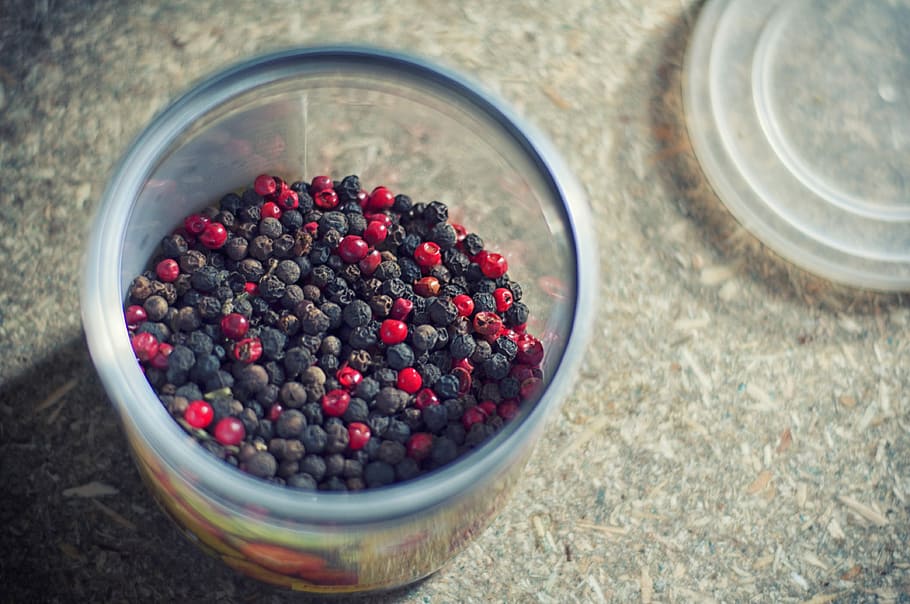 Pepper, Spices, Peppercorns, Forte, Food, kitchen, cook, red black HD wallpaper
