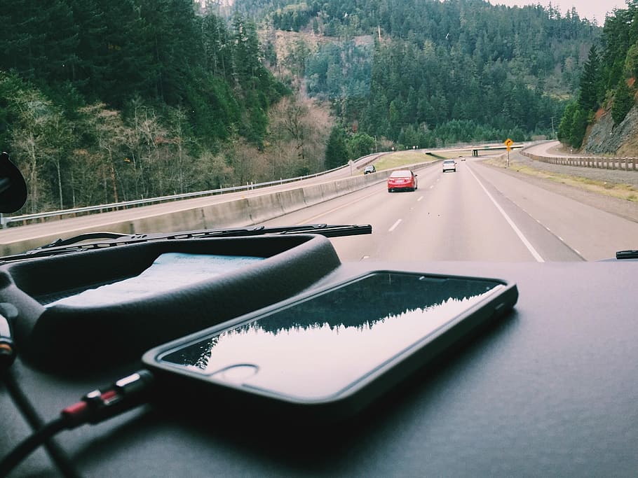 iphone, car, dashboard, driving, cell, mobile, auxiliary cable HD wallpaper
