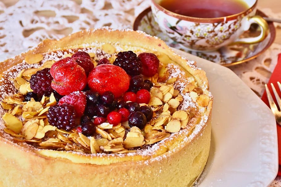 white plate of round cake with fruit toppings, cheesecake, egg HD wallpaper