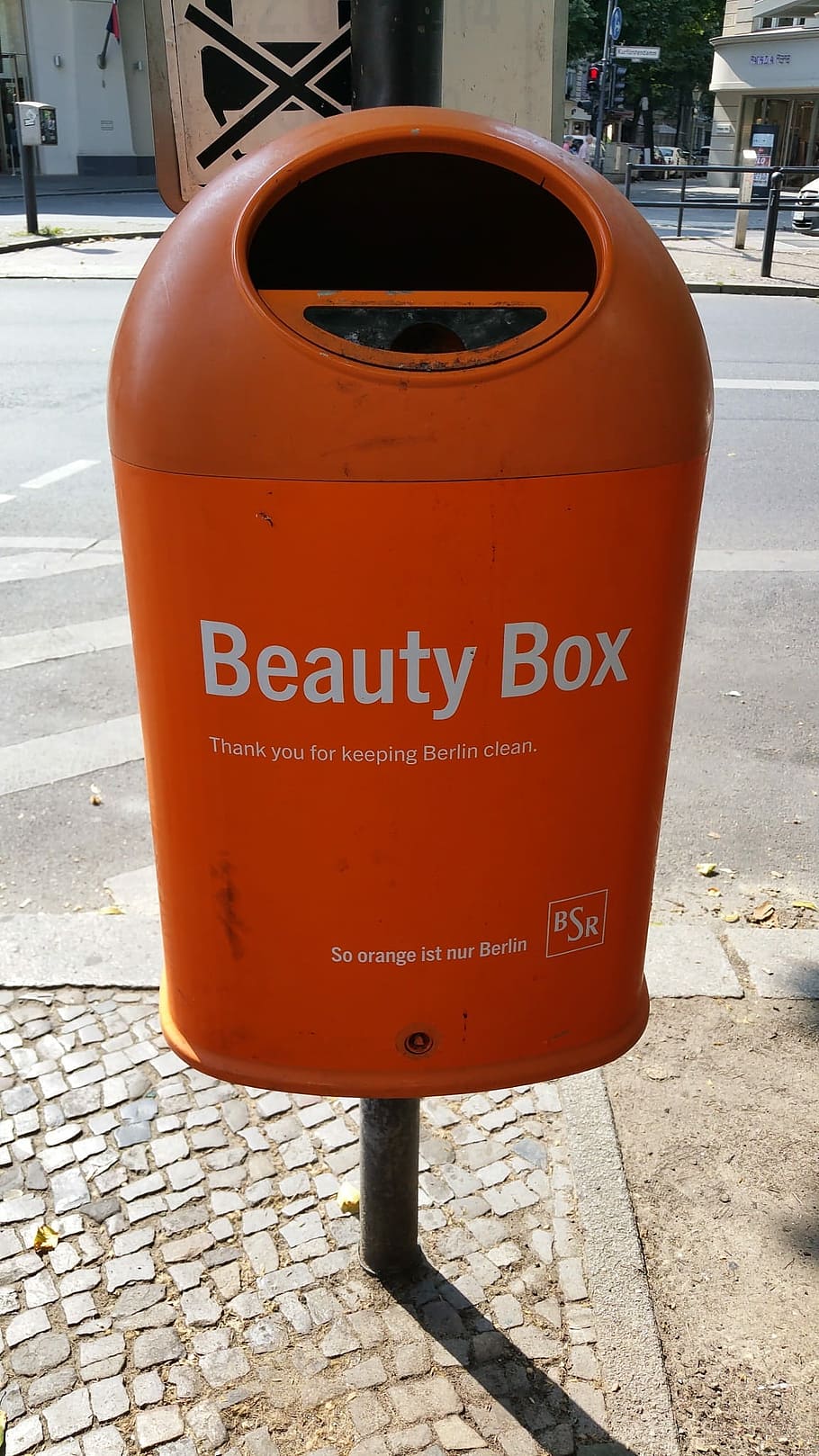 Waste Bin, Berlin, beaytybox, text, western script, outdoors HD wallpaper