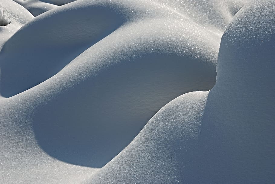 winter, snow, curves, form, wintry, snowy, cold, white, light HD wallpaper