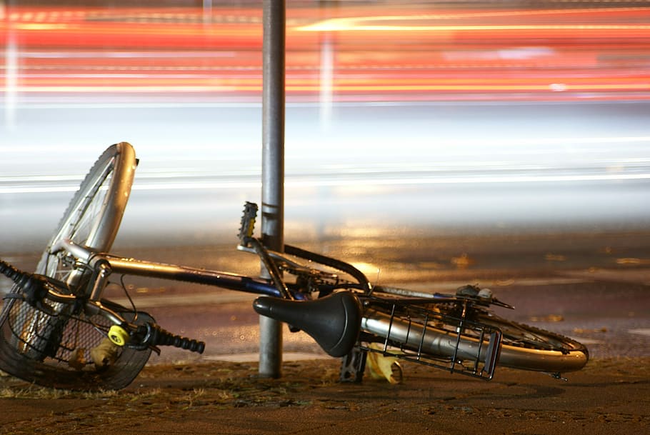 black bike near gray post, Bike, Accident, Fell, Down, Damage, HD wallpaper