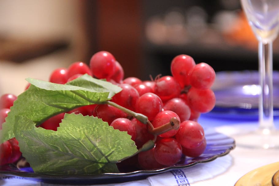 grapes, dish, fruit, food and drink, healthy eating, freshness HD wallpaper