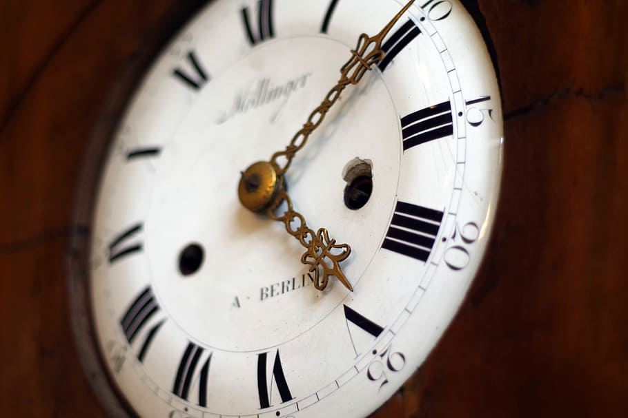 clock, tips, old, historic, analog, dial, white, digits, time HD wallpaper