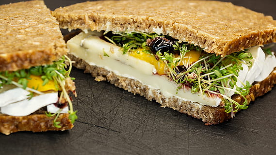 baked bread with vegetables, sandwich, cheese, camembert, brie HD wallpaper
