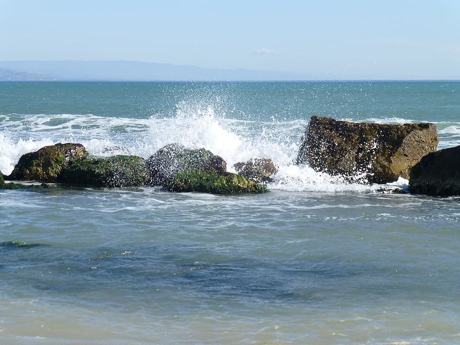 sea, waves, beach, costa, rocks, water, motion, beauty in nature HD wallpaper