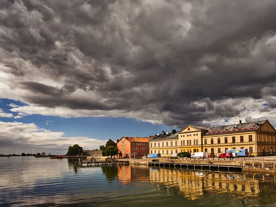 clouds, gloomy, sky, mood, dramatic, house, atmospheric, weather HD wallpaper