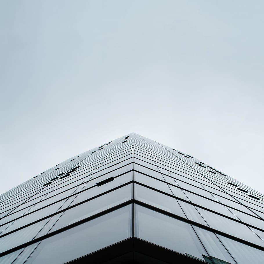 worms eye view of a building photo during daytime, worm's eye view photography of building HD wallpaper